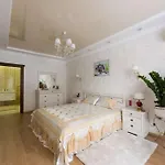 люкс в 